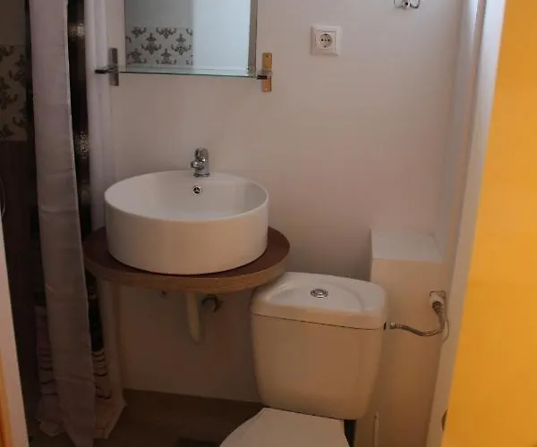 Pensiunea Vreau Un Dan Maison d'hôtes